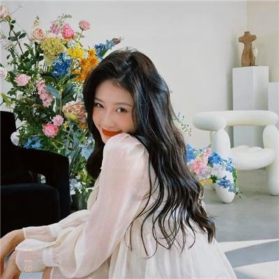 然后,她找到了我